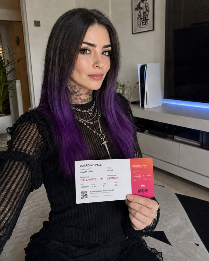 Raven, cliente THN VI, avec son boarding pass